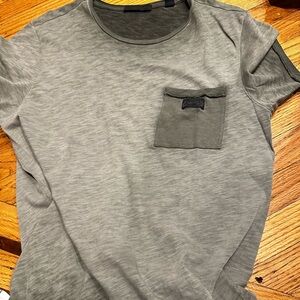 Like new distress scotch and soda tshirt, 100% cotton.